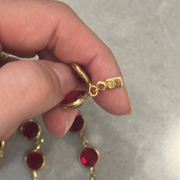 Elegant Swarovski Gold and Red Necklace - Picture 3 of 4